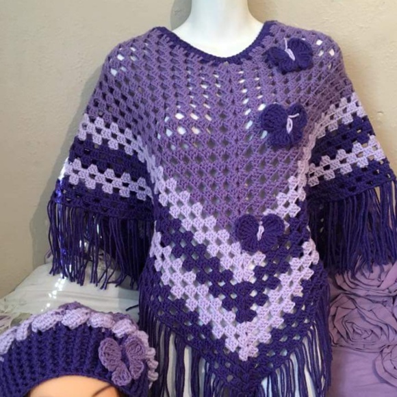 Purple butterfly poncho - Picture 1 of 1